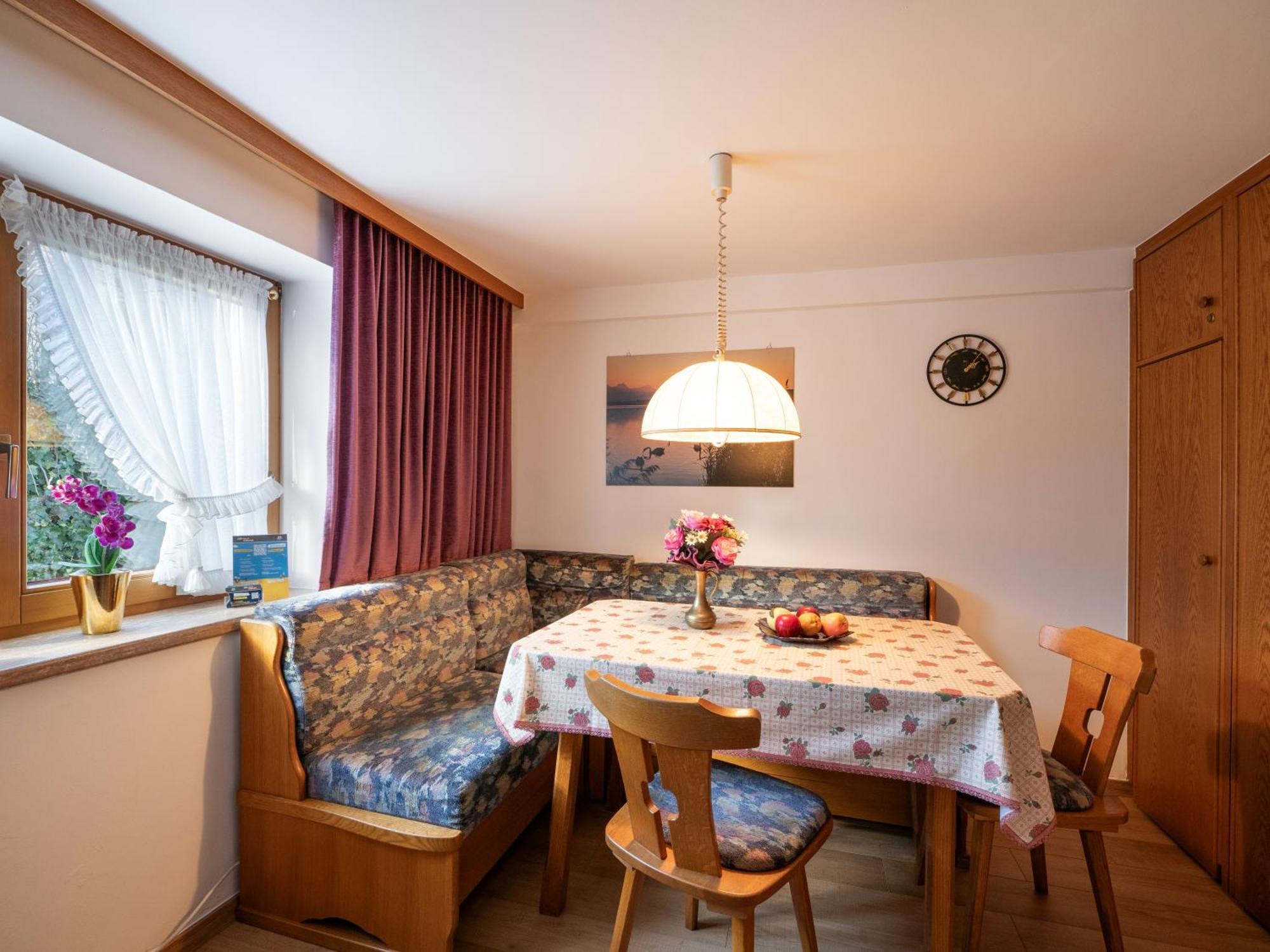 Chalet - Appartements Julitta 메이른호픈 외부 사진
